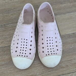 Native Pink Sneakers Lightweight Slip-On